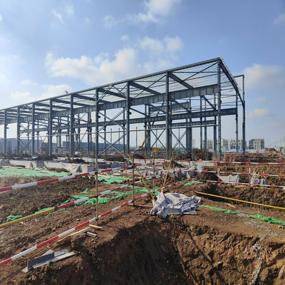 Lightweight Prefabricated Steel Structure Building For Office / Warehouse
