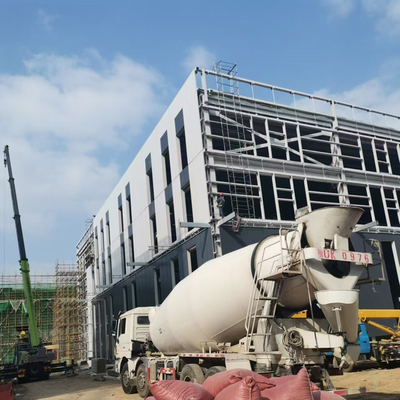 Prefabricated Steel Structure Building with Sandwich Panel Roofing