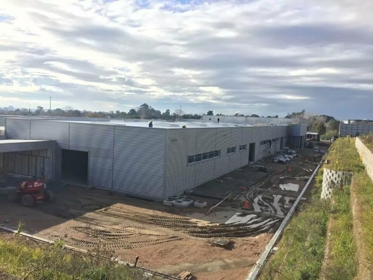 Prefab Steel Structure Commercial Building with Sandwich Panels